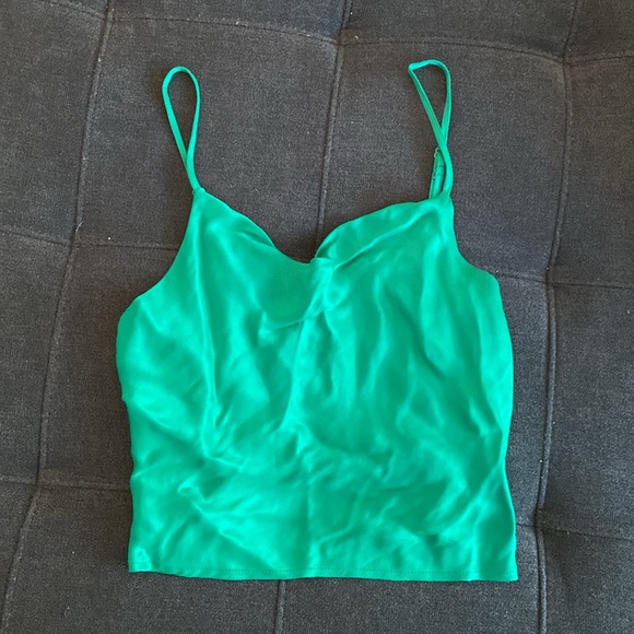 Zara green satin camisole - Picture 3 of 3
